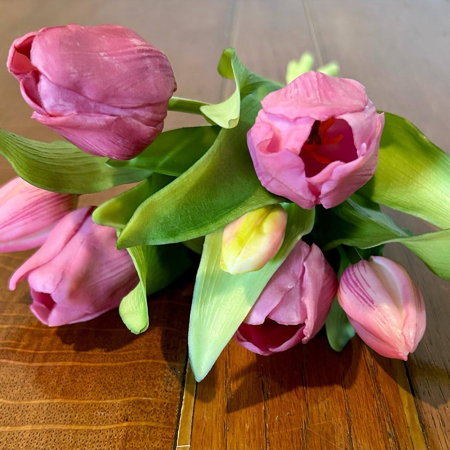 Violet Real Touch Tulip
